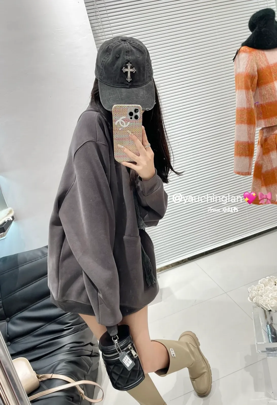 Welcome to inquire, Crow Heart Explosion single style distressed hole baseball cap